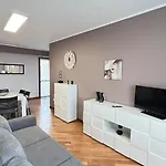 Holiday home Casa Carollo In Franciacorta- Tra I Laghi Di Iseo E Di Garda Monticelli Brusati